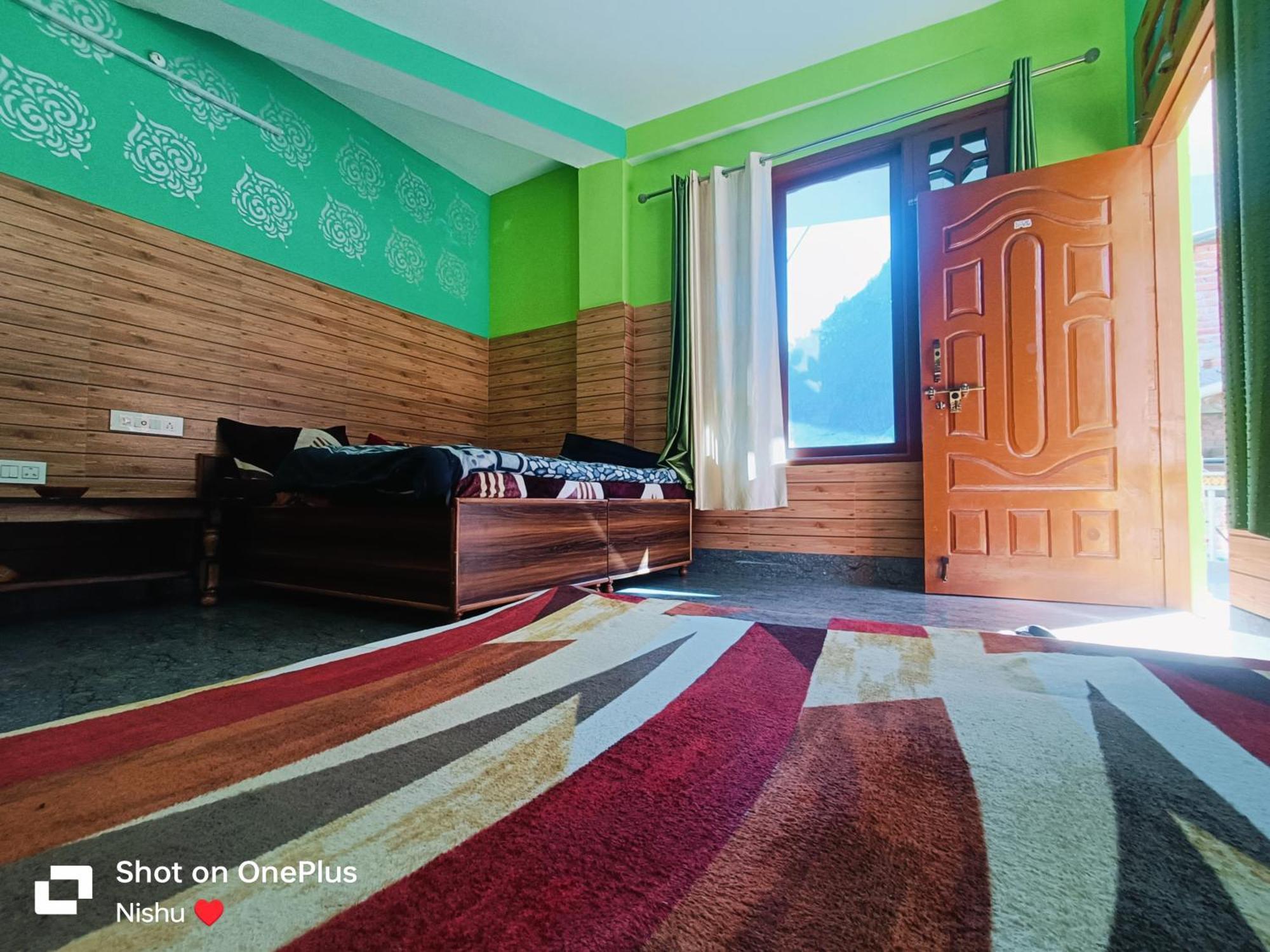 Chojh Inn Guest House Kasol Exteriör bild