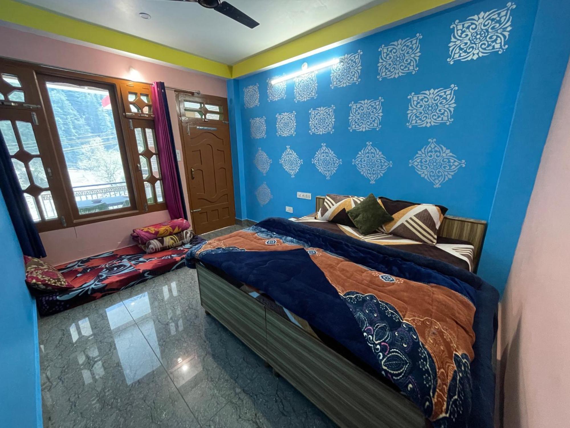 Chojh Inn Guest House Kasol Exteriör bild