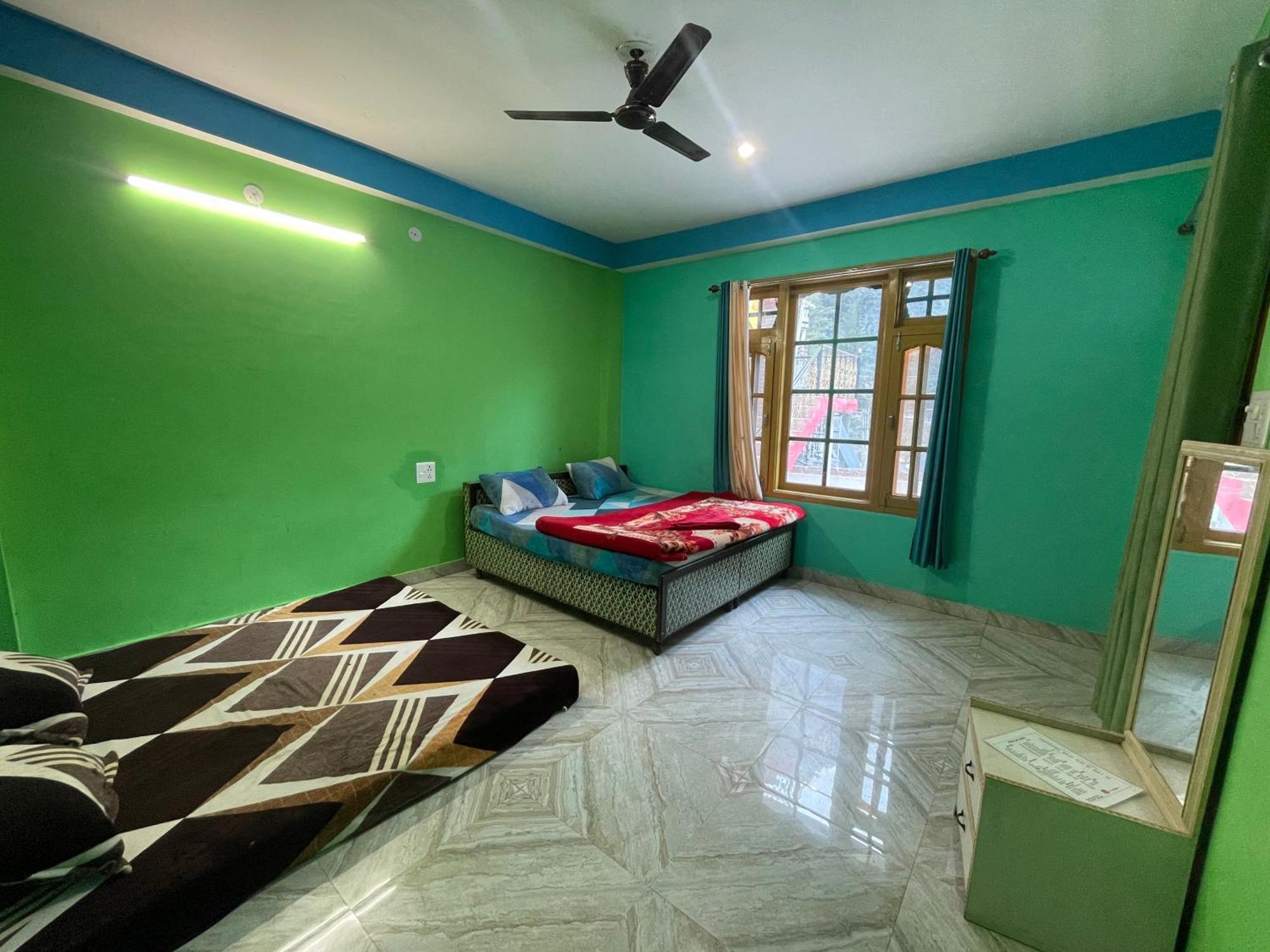 Chojh Inn Guest House Kasol Exteriör bild