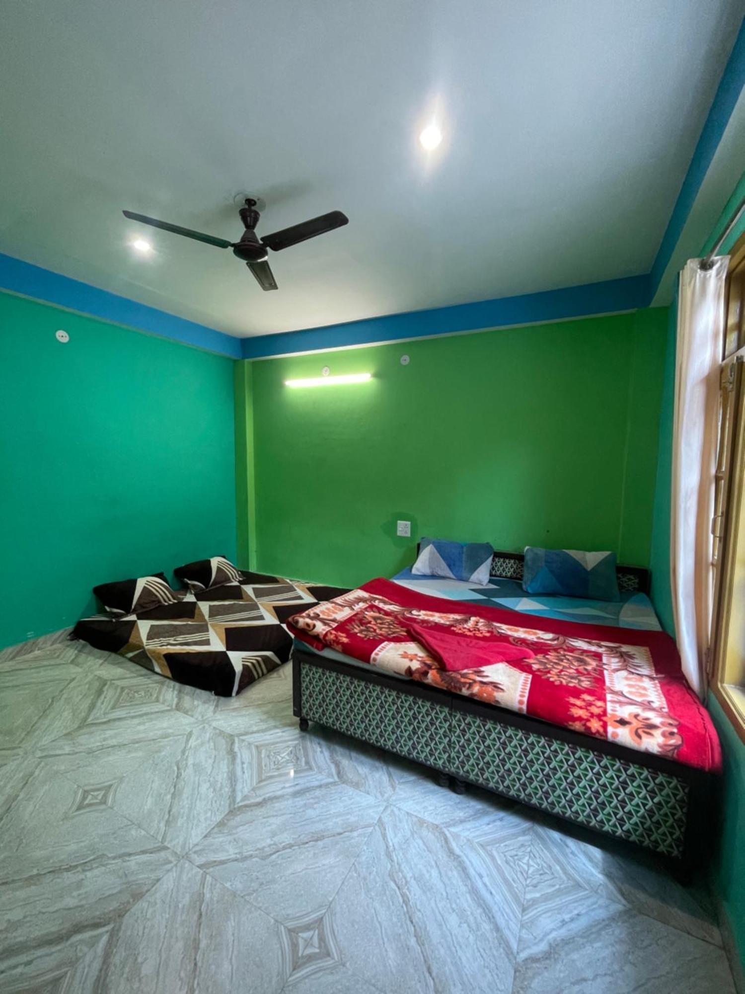 Chojh Inn Guest House Kasol Exteriör bild